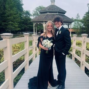 Elegant Black Formal Gown